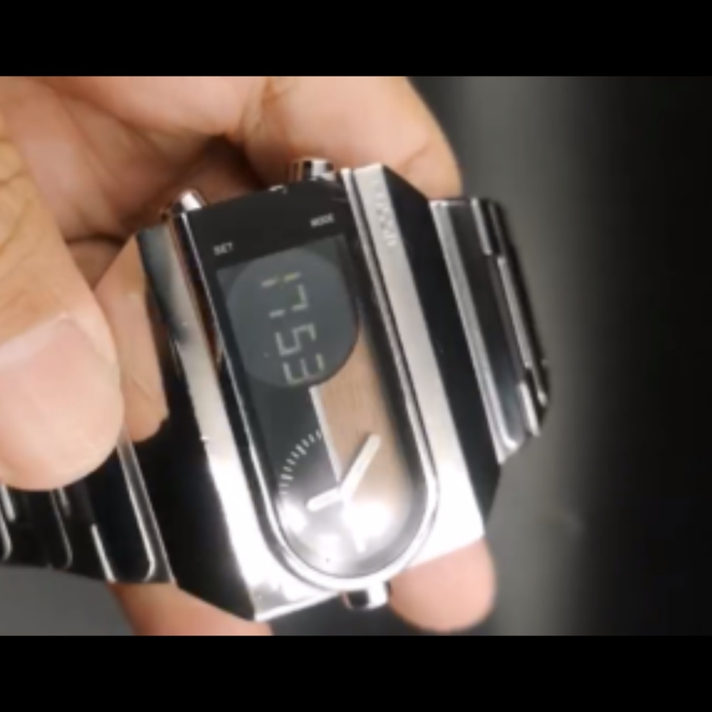 Fossil Silver and Black Men's Watch Rare Vintage analog and digital watch